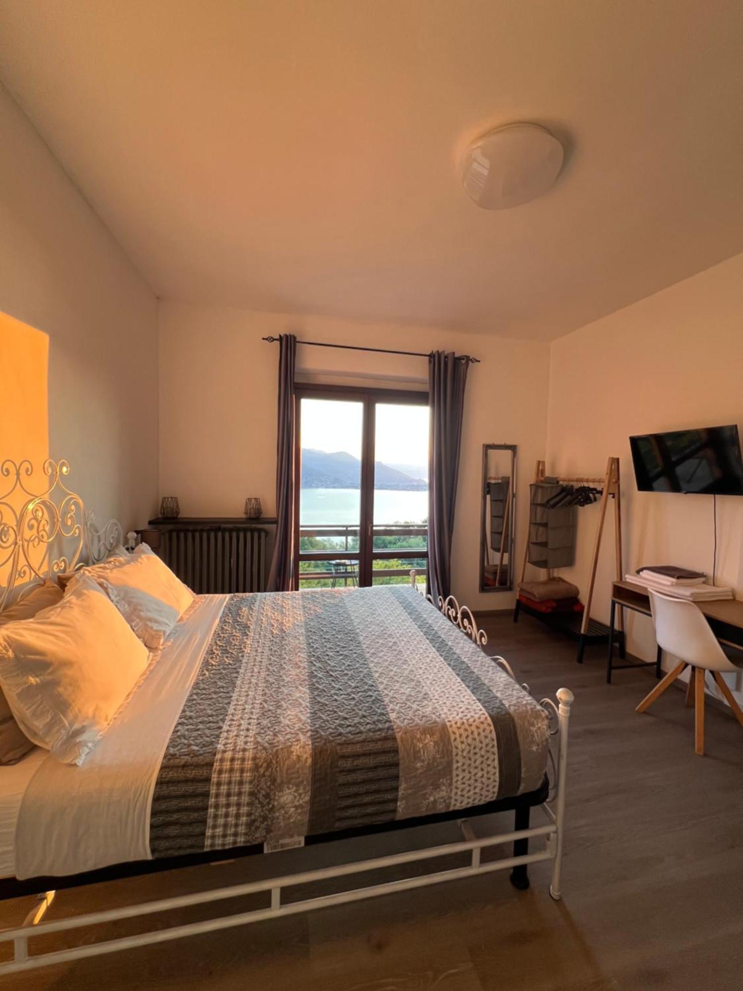 לינה וארוחת בוקר Someraro Panorama מראה חיצוני תמונה